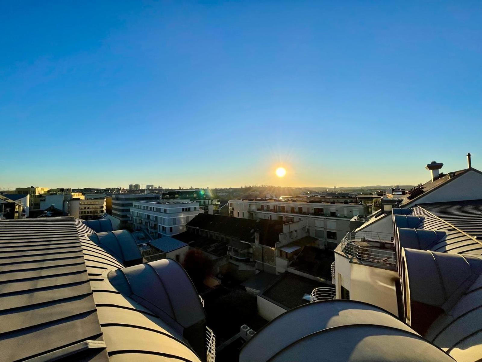 Appartamento Lux Penthouse - Office, Terrace, Gym & Parking Lussemburgo Esterno foto