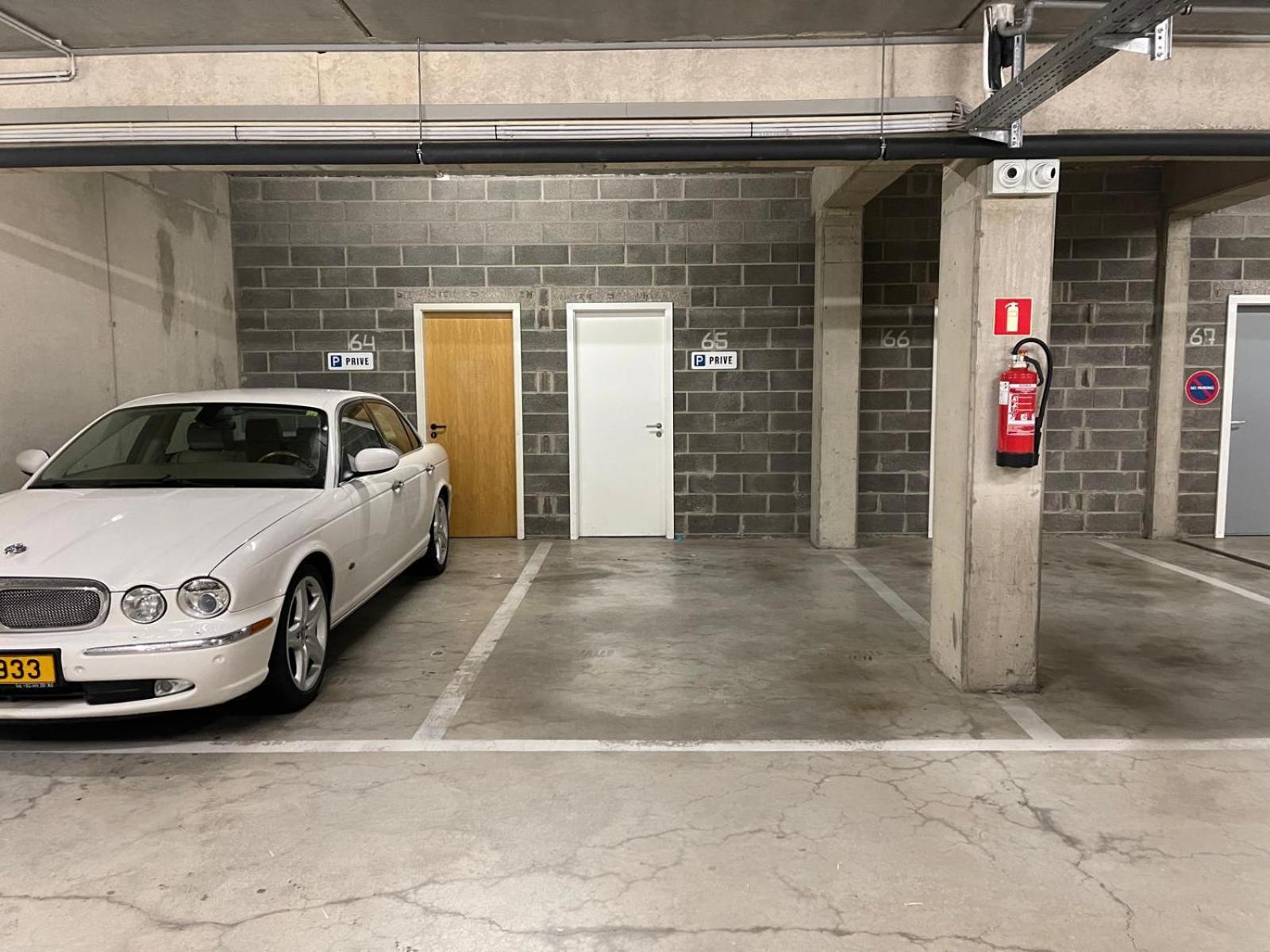 Appartamento Lux Penthouse - Office, Terrace, Gym & Parking Lussemburgo Esterno foto